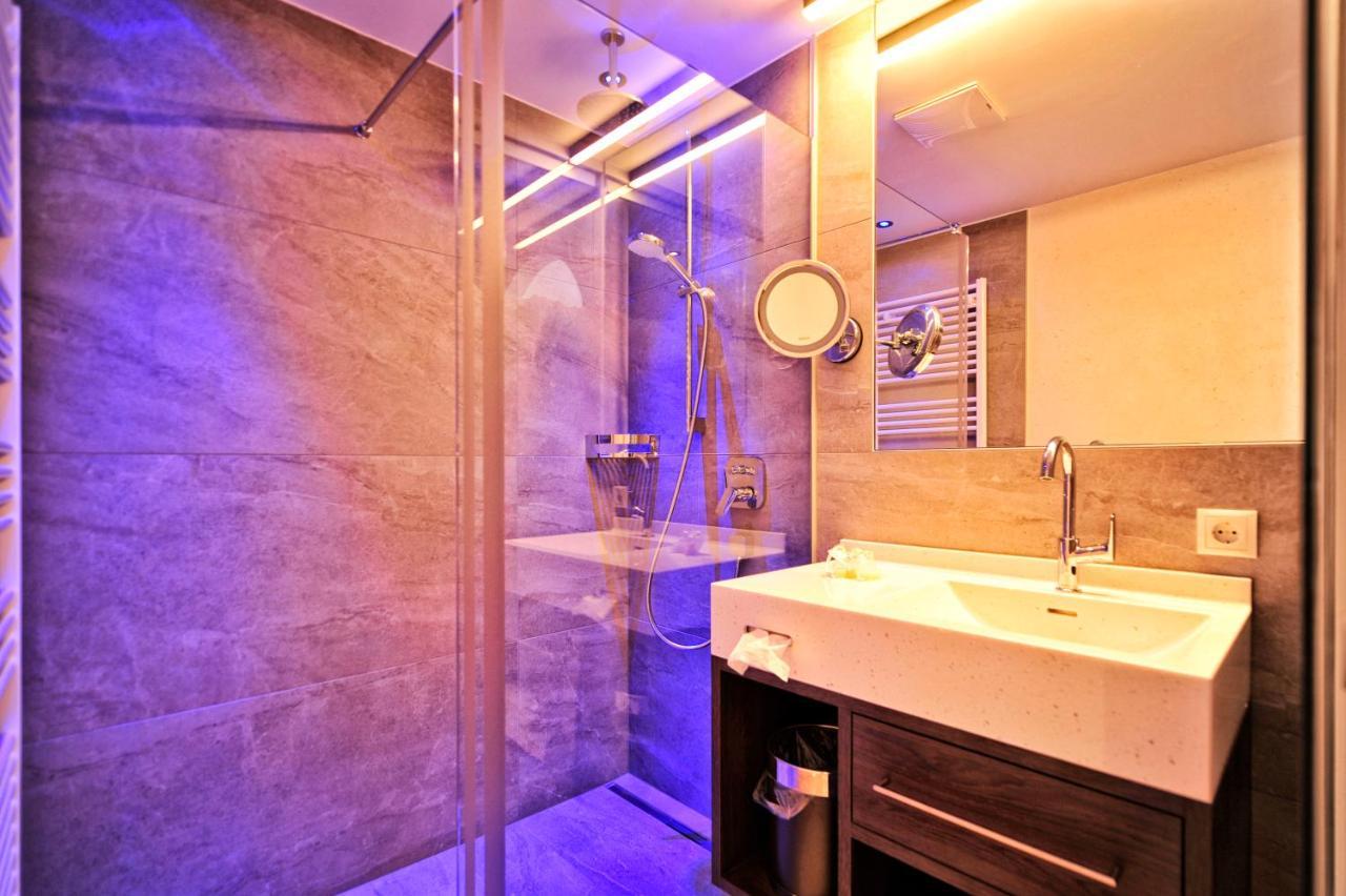 Hotel Garni Lamm Nauders Exterior photo